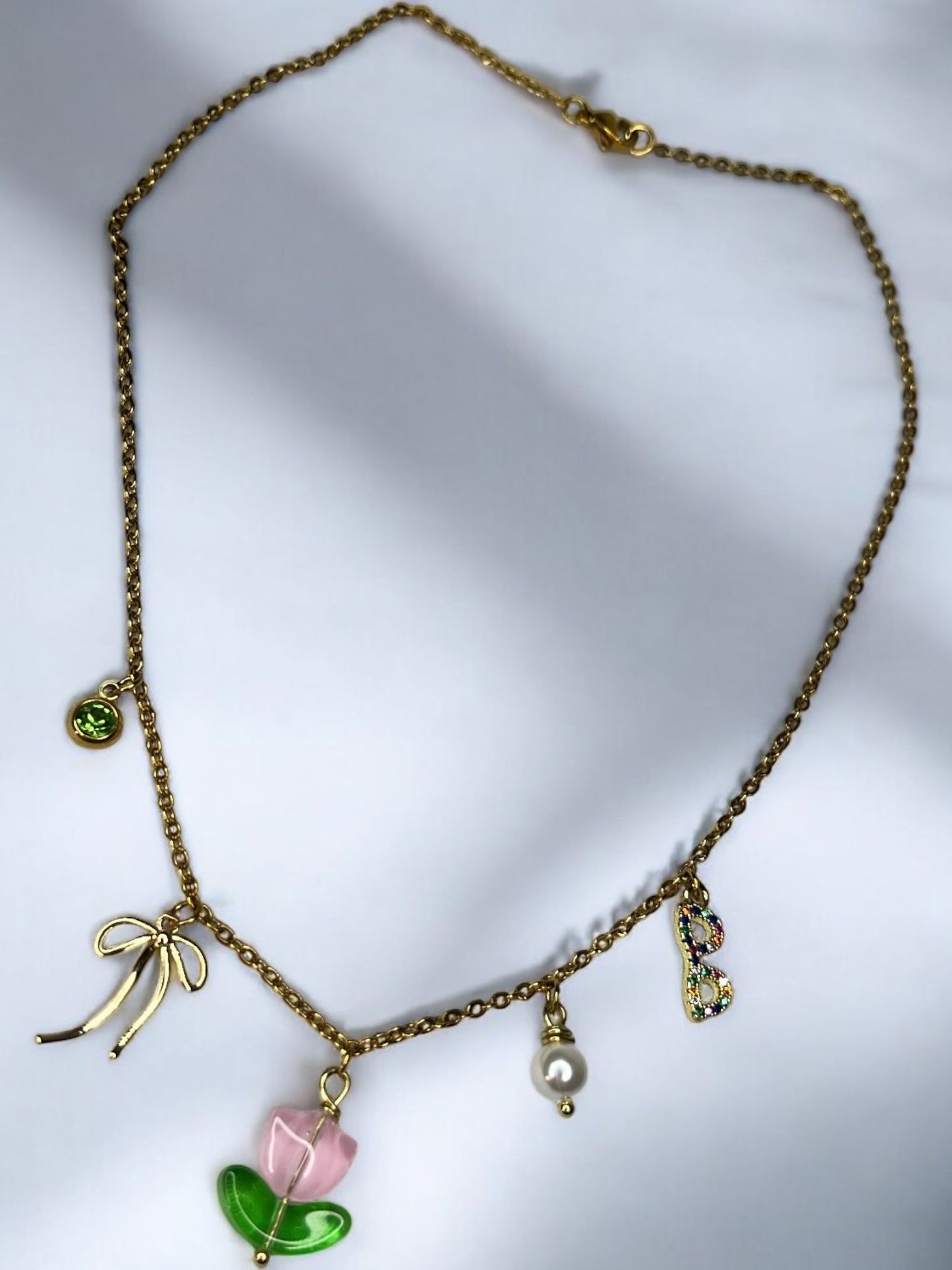 TULIPAN NECKLACES
