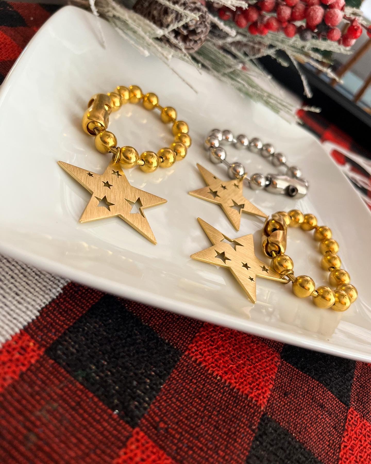 GOLD MILITARY BRACELETE